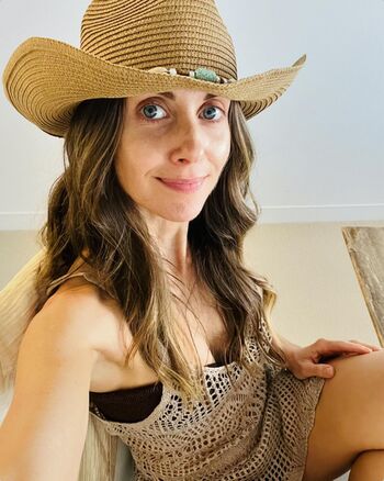 Alison Brie