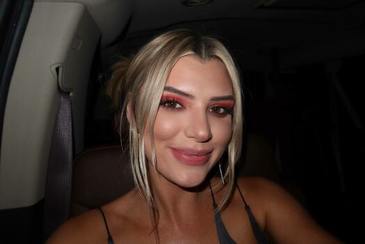 Alissa Violet