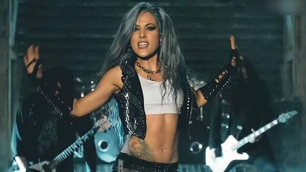 Alissa White-Gluz