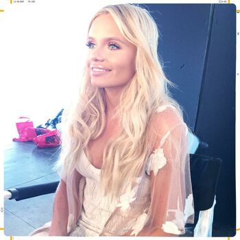 Alli Simpson