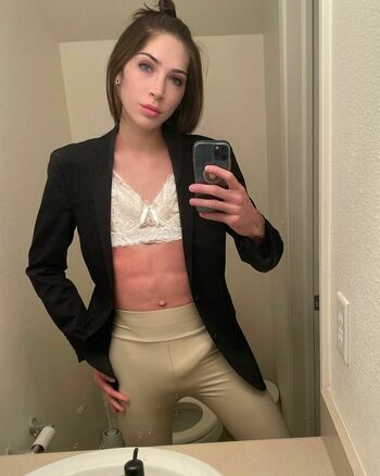 Allie Lilac