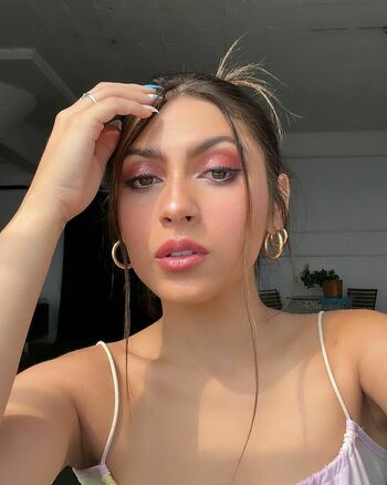 Alondra Delgado
