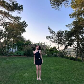 Alycia Debnam Carey