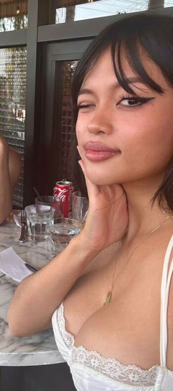 Alyssa Silos