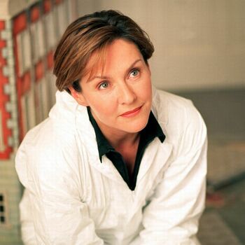 Amanda Burton