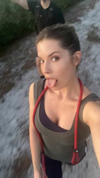 Amanda Cerny