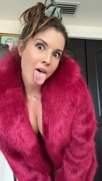 Amanda Cerny