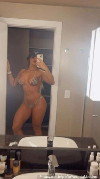 Amanda Medeiros
