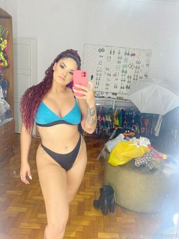 Amanda Miury