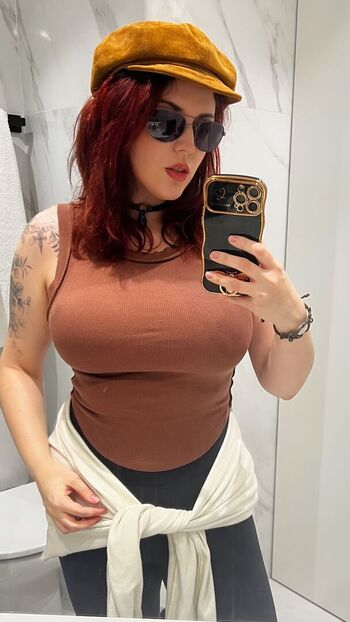 Amber Lee Connors