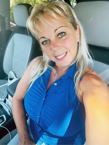 Amber Lynn Bach