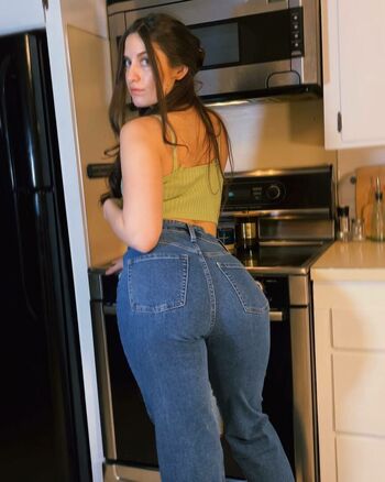 Amber Skyy