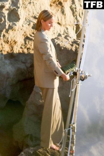 Amber Valletta