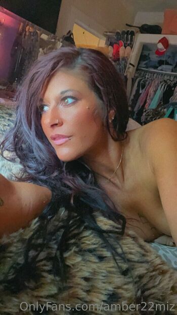 amber22miz