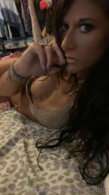 amber22miz
