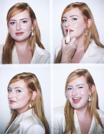 Amelia Dimoldenberg