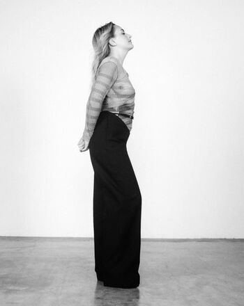 Amelia Dimoldenberg