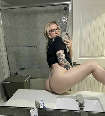 ameliaamoon