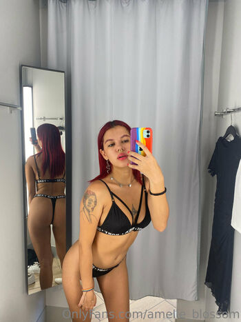 ameliabomb
