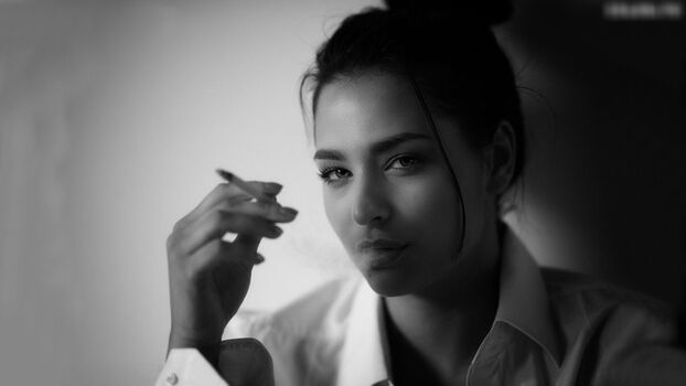 Amira Pocher