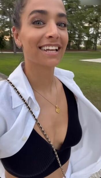 Amira Pocher