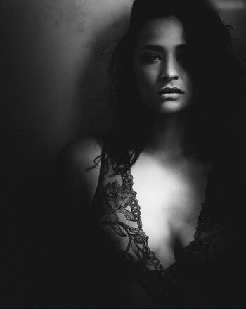 Amira Pocher