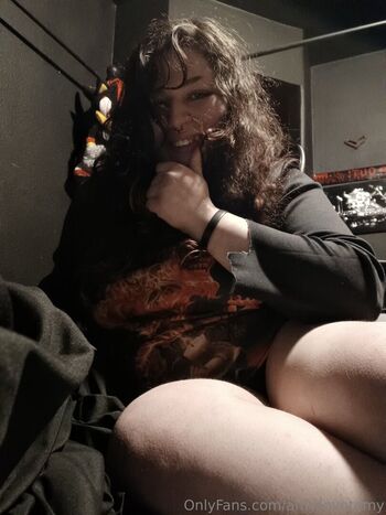 amy.lovotomy