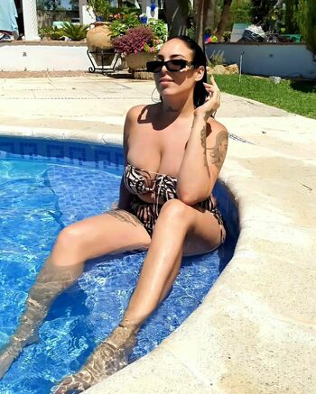 Ana Bella