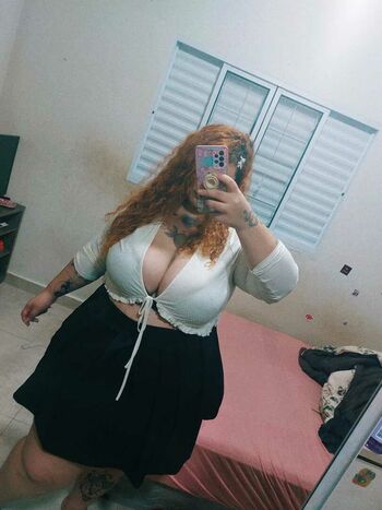 Ana Julia De Melo Roter