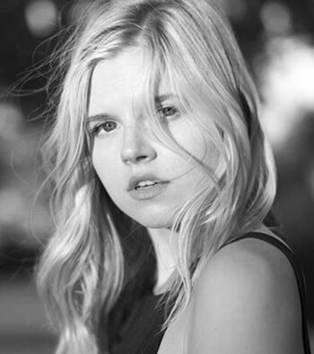 Ana Mulvoy Ten