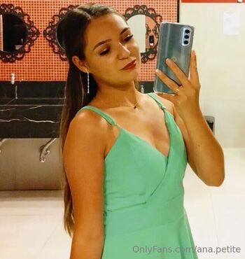 ana.petite
