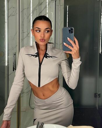 Anabel Hernandez