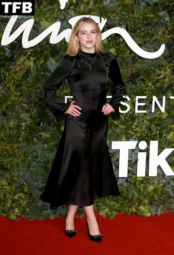 Anais Gallagher