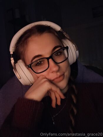 anastasia_grace20