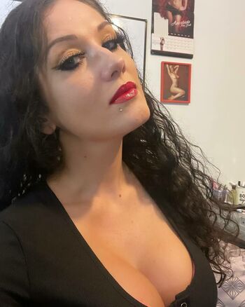 Anastasia Luna