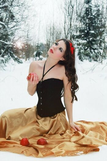Anastasya Zelenova