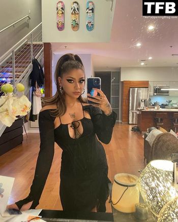 Andrea Russett