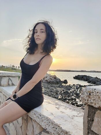 Andreea16