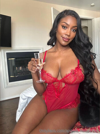 Angela Henderson