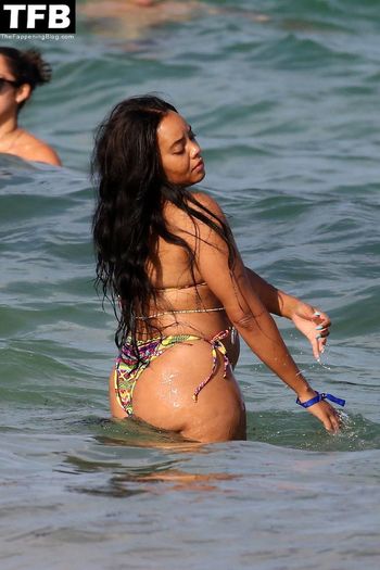 Angela Simmons