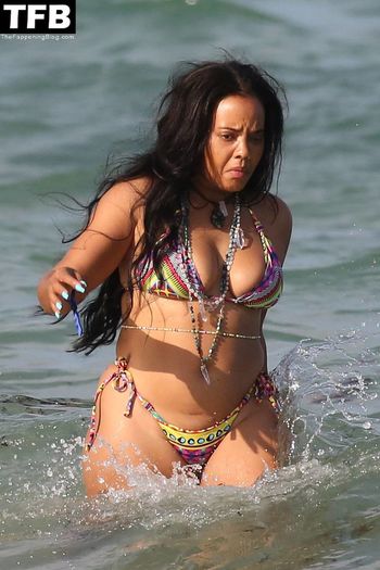 Angela Simmons