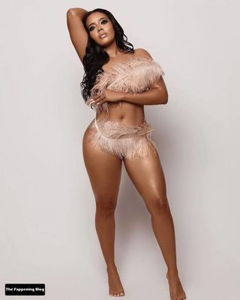 Angela Simmons