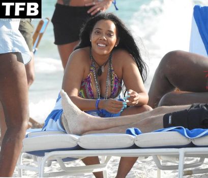 Angela Simmons