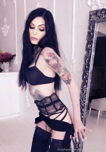angelica_dynamite