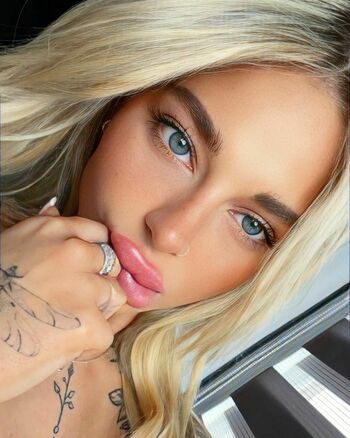 Angelika Kramer