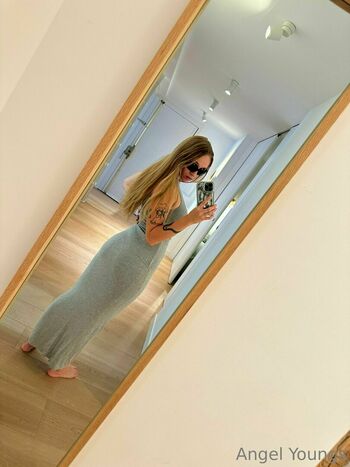 angelyoungsxxx
