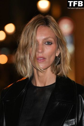 Anja Rubik