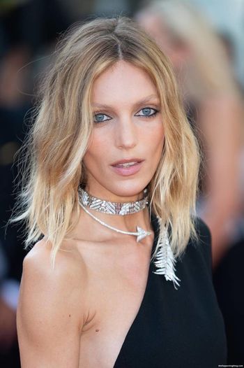 Anja Rubik