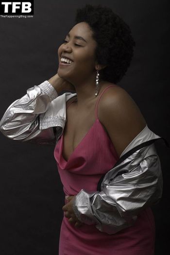 Anjelika Washington