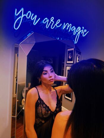 Anna Akana